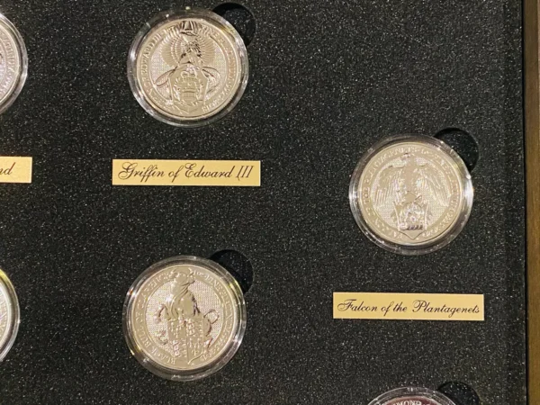 Queen’s Beasts 1 Oz Platinum 11 Coin set complete collection with Custom Box - Image 7