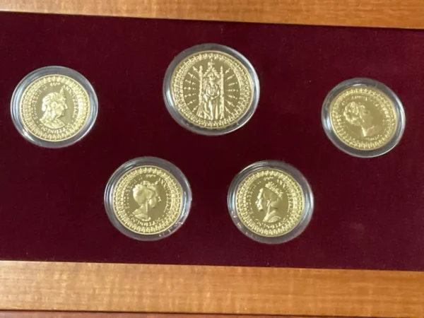THE ROYAL LADIES, Masterpieces 1992, 4 Gold Coins +  Medallion, Royal Mint Set