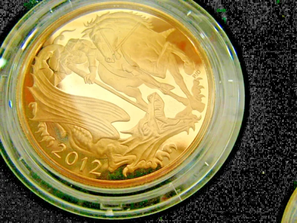 +GOLD PROOF 5 COIN SET 2012  £5.£2,SOV,1/2SOV,1/4SOV MINT AS STRUCK   CERT 291 - Image 2