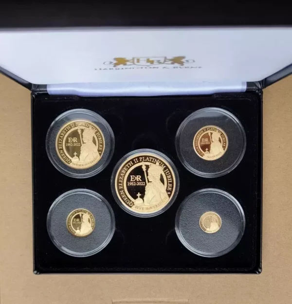 Queen Elizabeth II Platinum Jubilee 2022 Gold Proof Sovereign 5 Coin Set LE 50